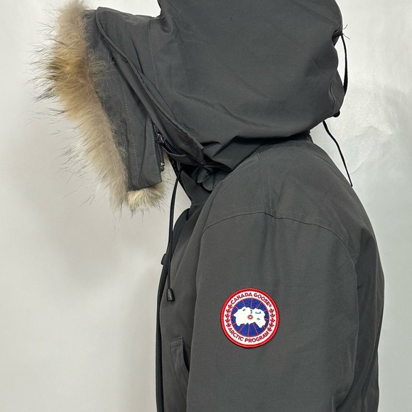 Canada Goose womens TRILLIUM Parka Down Coat GRAPHITE style 6650L size Small - Picture 11 of 16